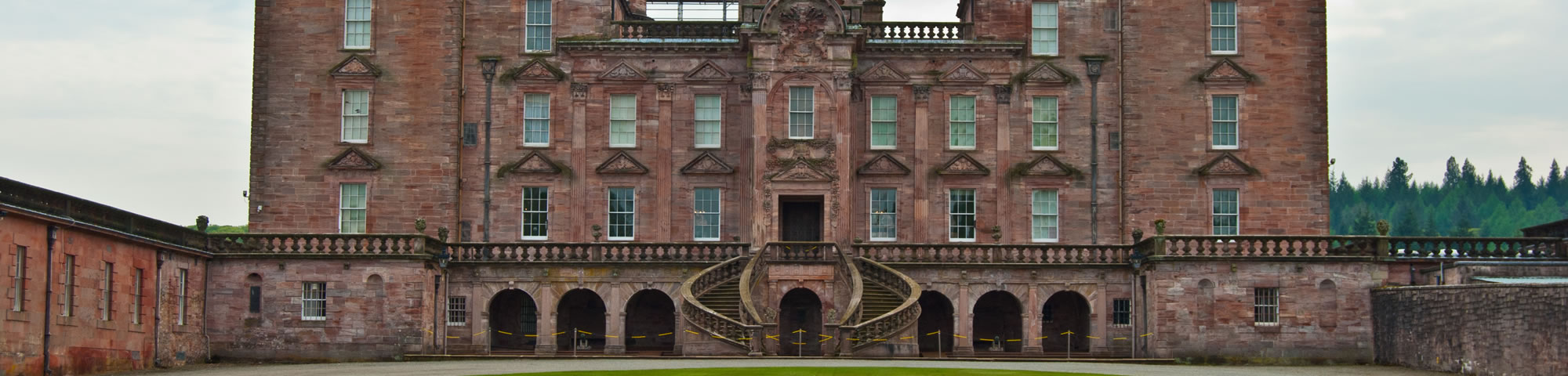 Drumlanrig Castle