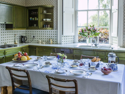 Self-catering guest kitchen