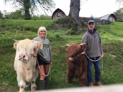 Iona & Skye go Glamping