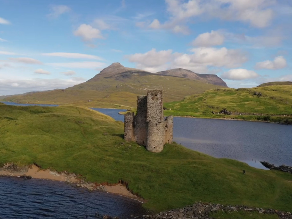 Celebrating the re-launch of Private House Stays by Thomas Haywood