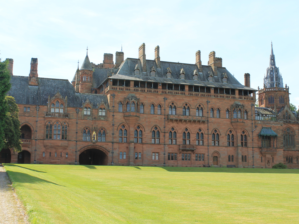 Activity Mount Stuart