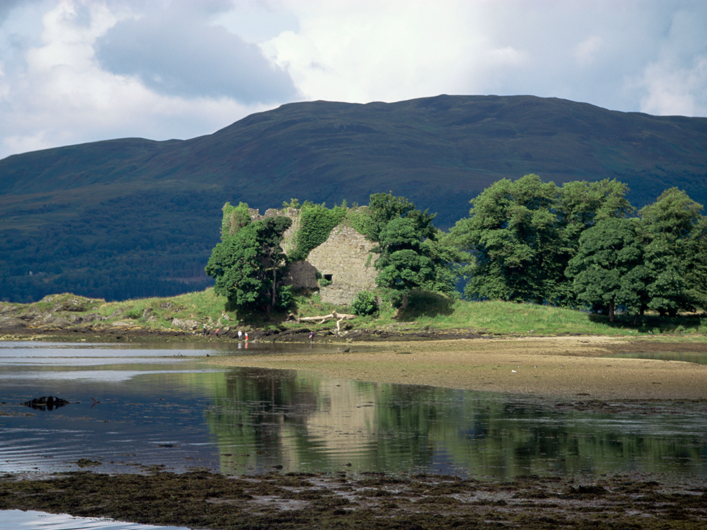 Old Lachlan Castle