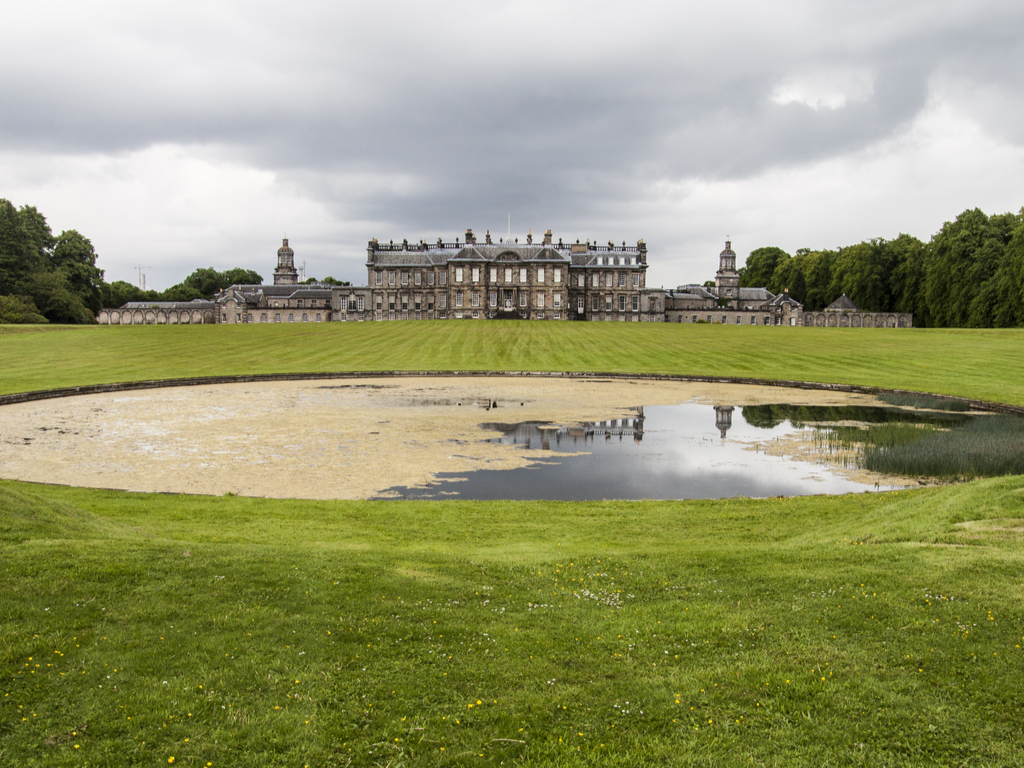 Activity Hopetoun House