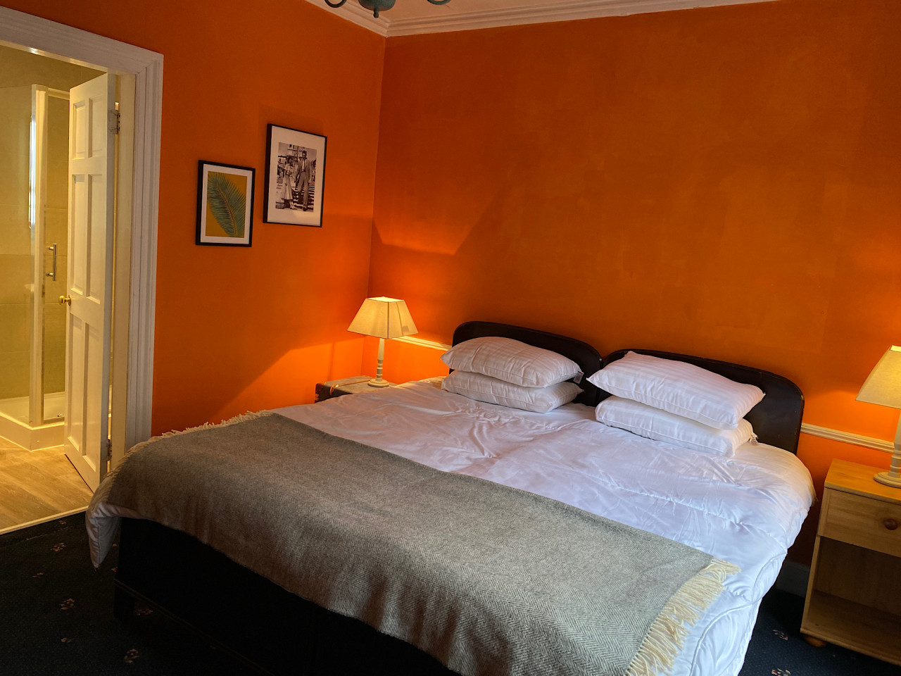 Orange room